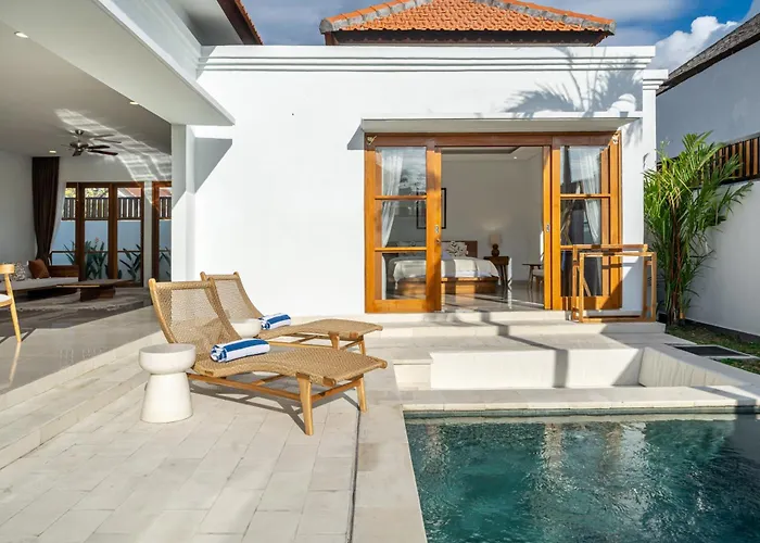 Special Offer! Elegant 2-bedroom With Large Pool In Canggu! *
